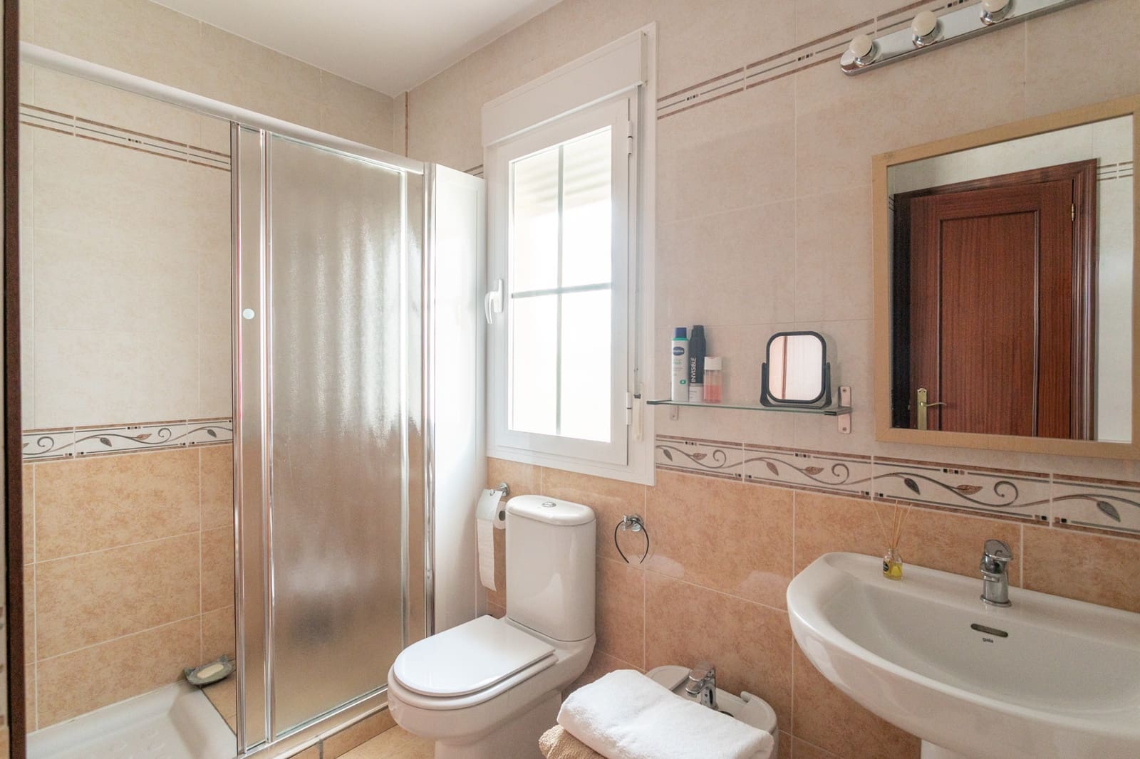 Chalet de 3 habitaciones en Chiclana de la Frontera en venta con piscina garaje - 650.000 € (Ref: 9465857)