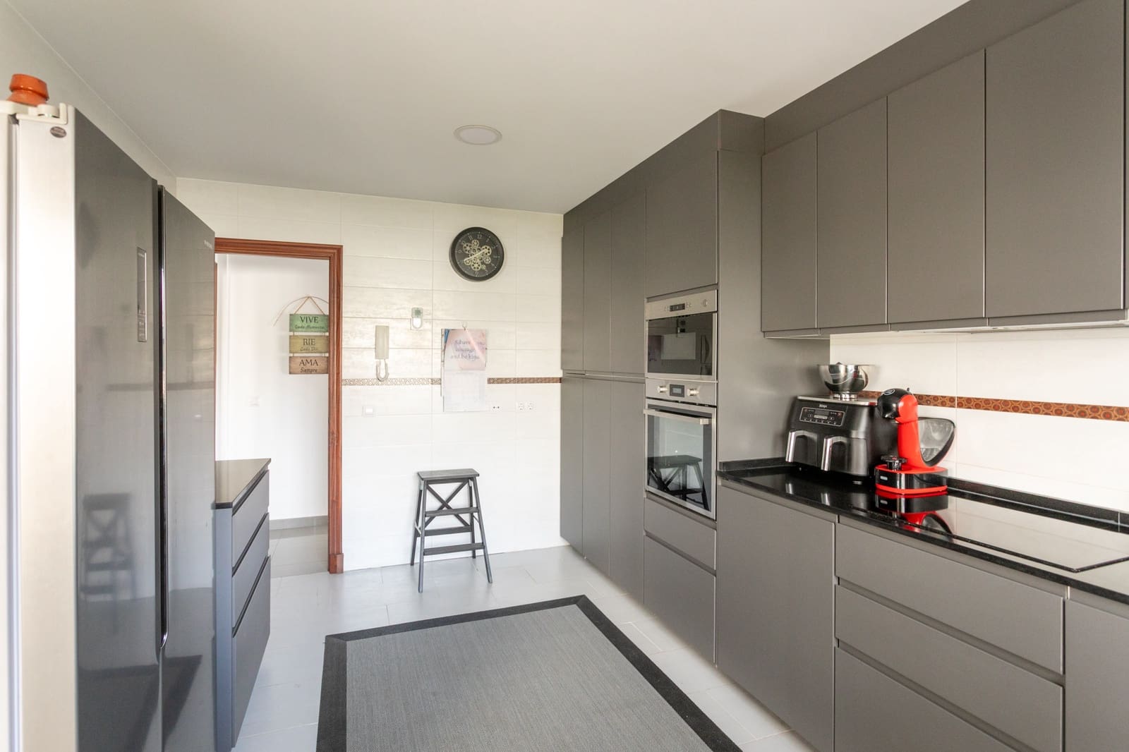 Chalet de 3 habitaciones en Chiclana de la Frontera en venta con piscina garaje - 650.000 € (Ref: 9465857)