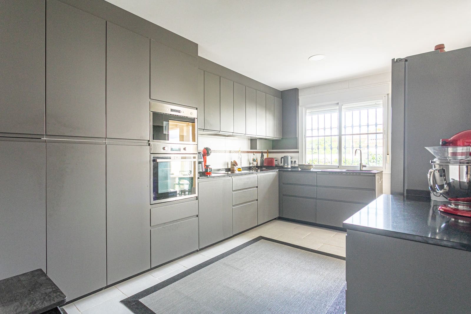 Chalet de 3 habitaciones en Chiclana de la Frontera en venta con piscina garaje - 650.000 € (Ref: 9465857)