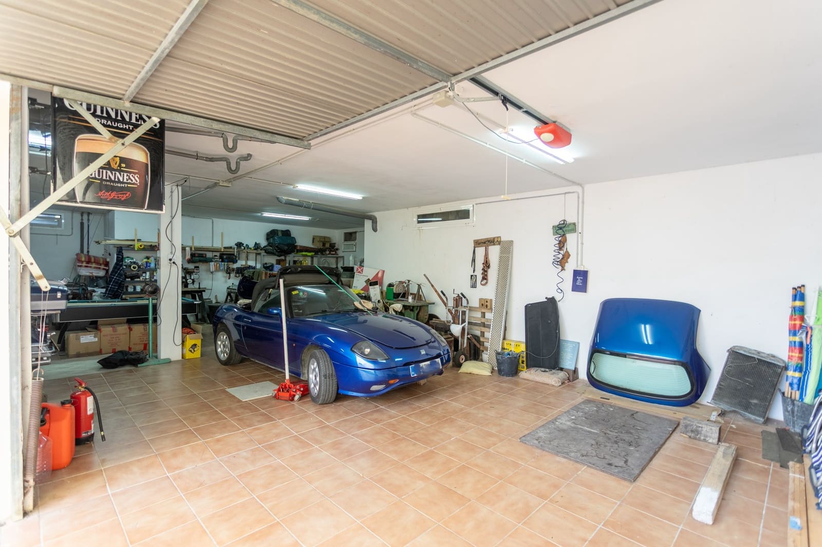 Chalet de 3 habitaciones en Chiclana de la Frontera en venta con piscina garaje - 650.000 € (Ref: 9465857)