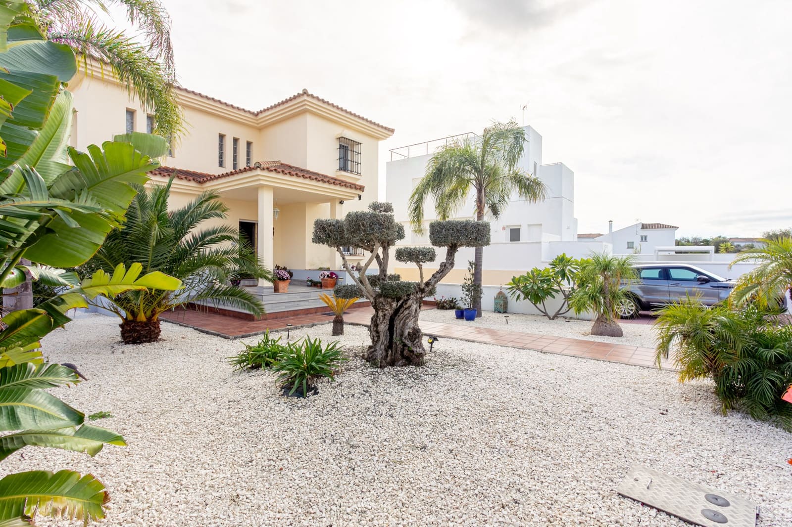 Chalet de 3 habitaciones en Chiclana de la Frontera en venta con piscina garaje - 650.000 € (Ref: 9465857)