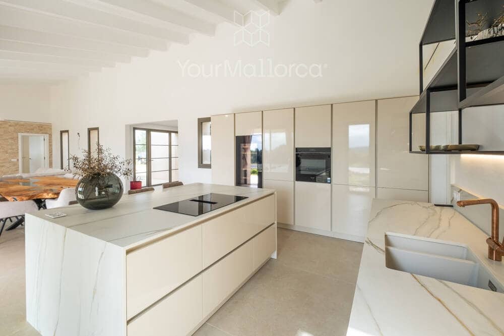 3 slaapkamer Finca/Landhuis te koop in Manacor met zwembad - € 1.790.000 (Ref: 10031019)