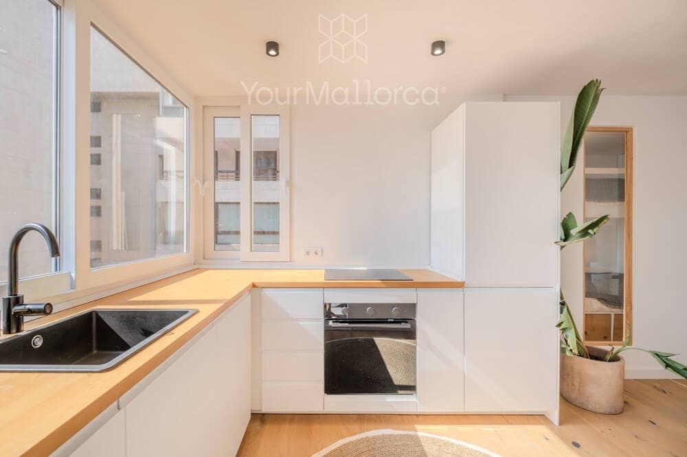 2 soverom Leilighet til salgs i Palma de Mallorca med garasje - € 699 000 (Ref: 10031020)