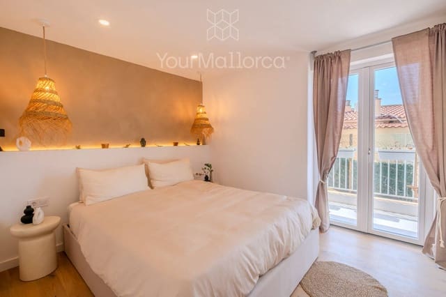 2 slaapkamer Flat te koop in Santa Ponsa, Calvià - € 595.000 (Ref: 10031021)
