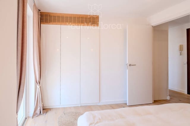 2 slaapkamer Flat te koop in Santa Ponsa, Calvià - € 595.000 (Ref: 10031021)