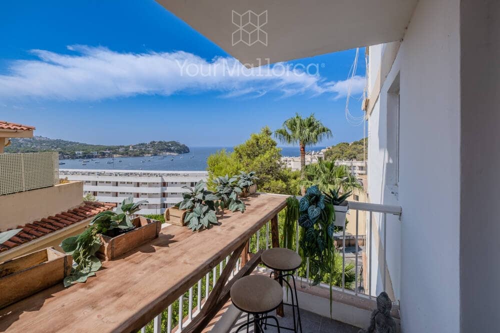 2 slaapkamer Flat te koop in Santa Ponsa - € 595.000 (Ref: 10031021)