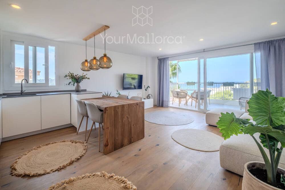 2 slaapkamer Flat te koop in Santa Ponsa - € 595.000 (Ref: 10031021)