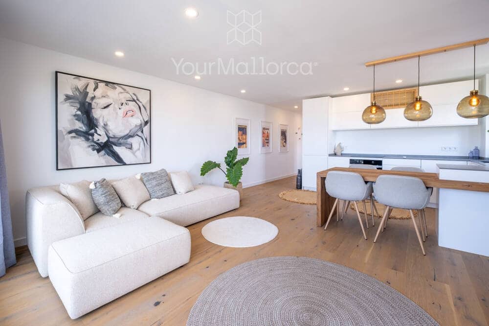2 slaapkamer Flat te koop in Santa Ponsa - € 595.000 (Ref: 10031021)