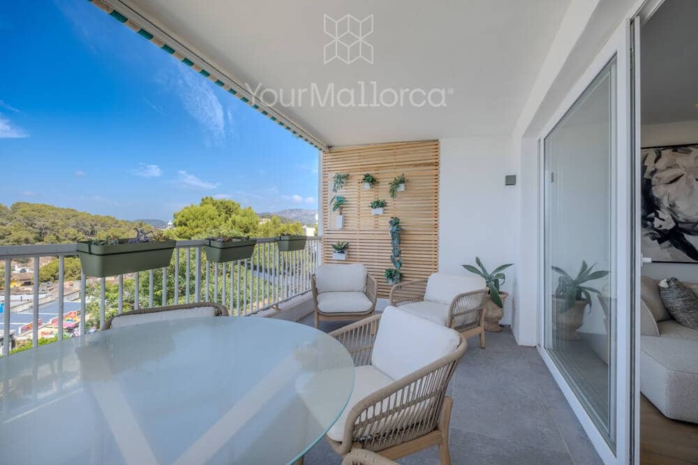 2 slaapkamer Flat te koop in Santa Ponsa - € 595.000 (Ref: 10031021)