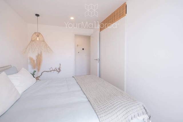 2 slaapkamer Flat te koop in Santa Ponsa, Calvià - € 595.000 (Ref: 10031021)