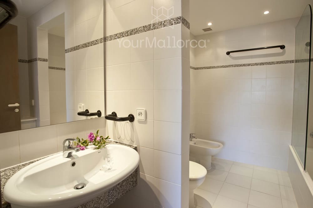 3 soveværelse Lejlighed til salg i Canyamel med swimmingpool - € 850.000 (Ref: 8867986)