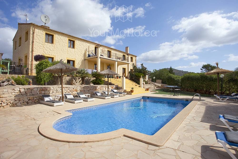 5 soveværelse Finca/Landehus til salg i Son Carrio med swimmingpool - € 1.690.000 (Ref: 8867991)