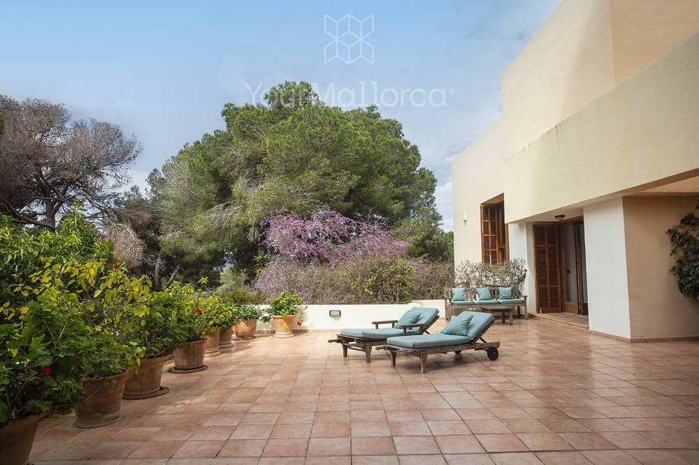4 soveværelse Byhus til salg i Costa de los Pinos med swimmingpool garage - € 3.250.000 (Ref: 8904142)