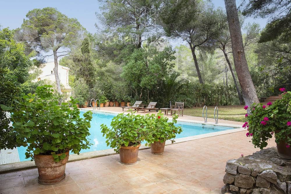 4 soveværelse Byhus til salg i Costa de los Pinos med swimmingpool garage - € 3.250.000 (Ref: 8904142)