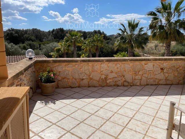 4 soveværelse Finca/Landehus til salg i Sant Llorenç des Cardassar med swimmingpool - € 1.398.000 (Ref: 9311966)
