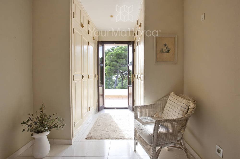 5 bedroom Townhouse for sale in Son Servera with pool - € 1,950,000 (Ref: 9415113)