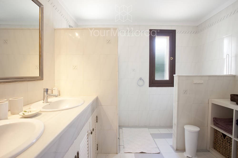 5 bedroom Townhouse for sale in Son Servera with pool - € 1,950,000 (Ref: 9415113)