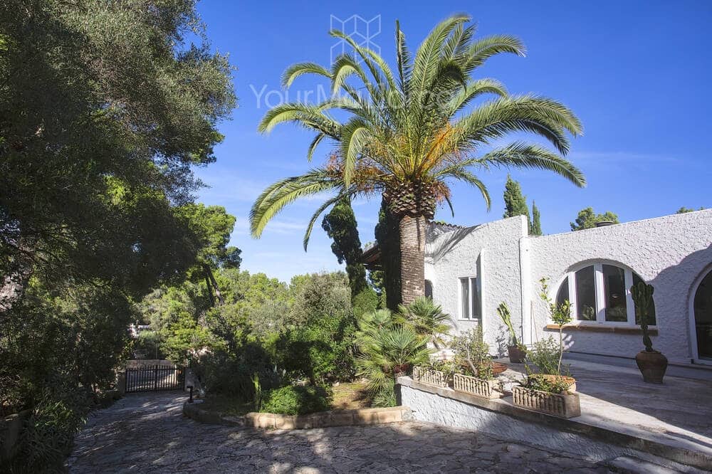 2 bedroom Townhouse for sale in Arta with pool - € 1,190,000 (Ref: 9487201)