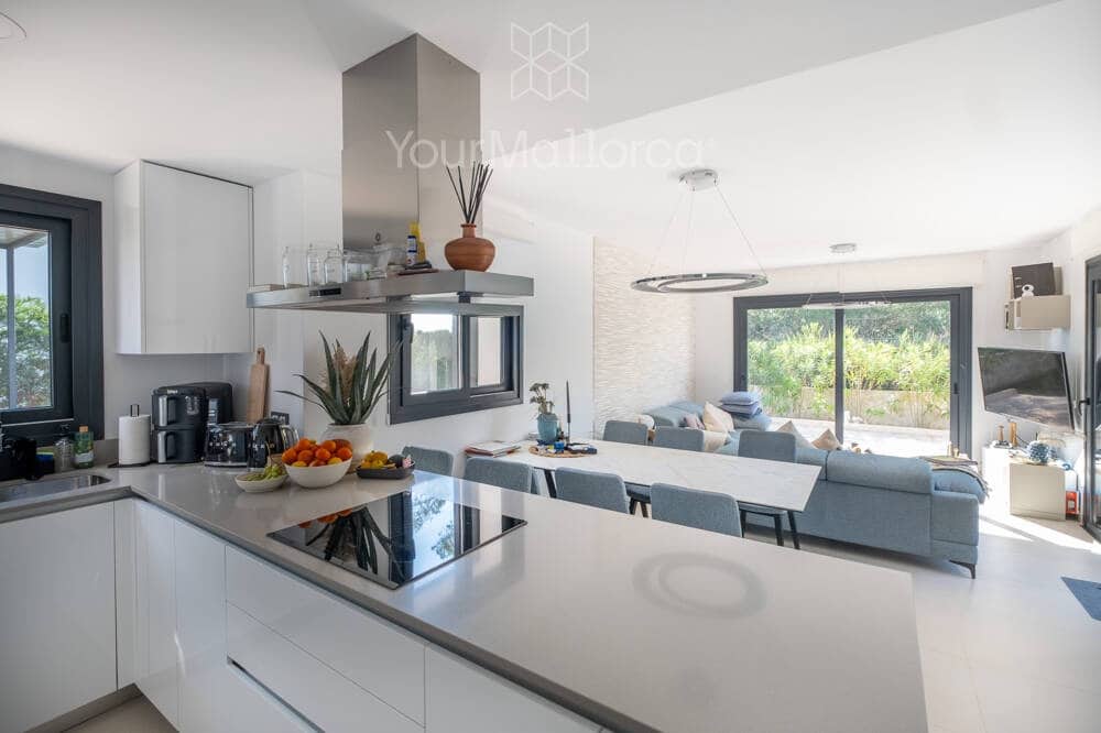 3 Zimmer Haus zu verkaufen in Cala Murada mit Pool - 980.000 € (Ref: 9675112)