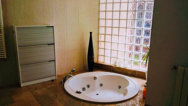 3 bedroom Finca/Country House for rent in Artà with pool - € 3,000 (Ref: 9685693)