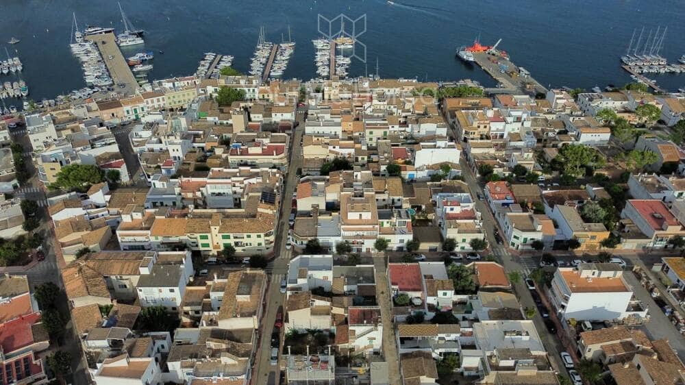 5 bedroom Townhouse for sale in Portocolom - € 495,000 (Ref: 9695355)