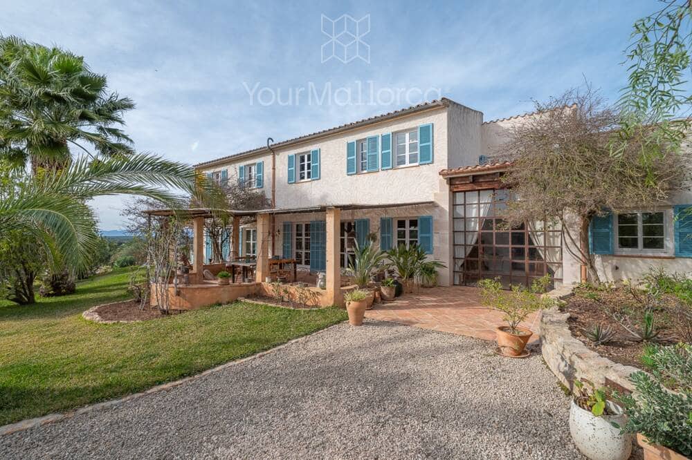 5 bedroom Finca/Country House for sale in Manacor with pool - € 1,950,000 (Ref: 9700365)