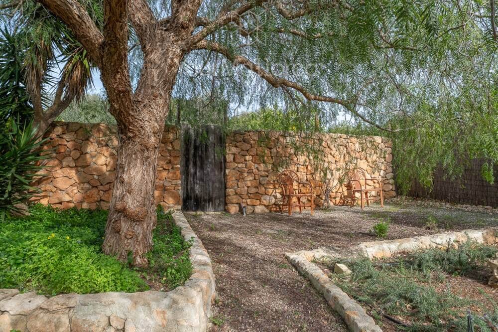 5 bedroom Finca/Country House for sale in Manacor with pool - € 1,950,000 (Ref: 9700365)