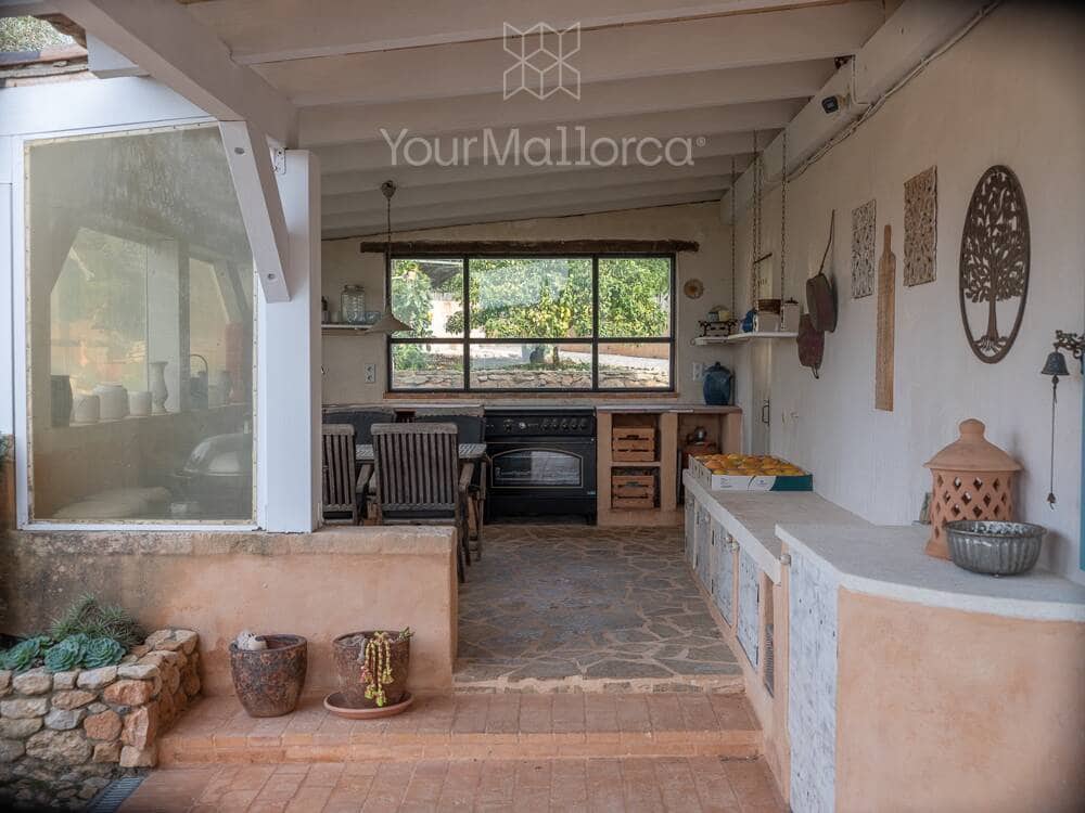 5 bedroom Finca/Country House for sale in Manacor with pool - € 1,950,000 (Ref: 9700365)