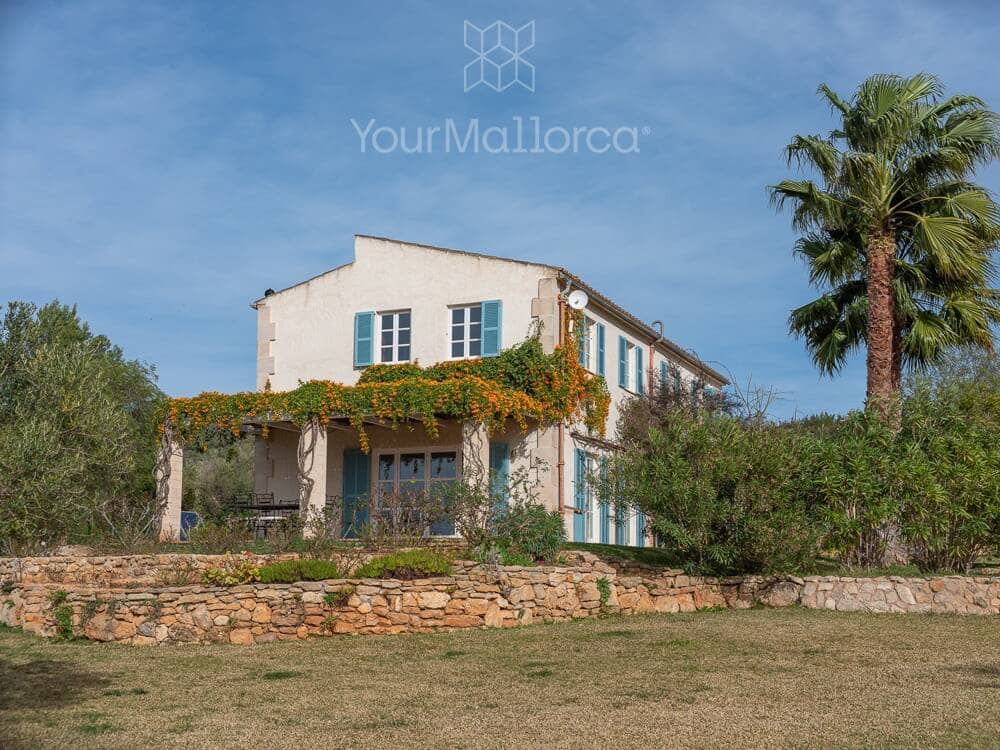 5 bedroom Finca/Country House for sale in Manacor with pool - € 1,950,000 (Ref: 9700365)