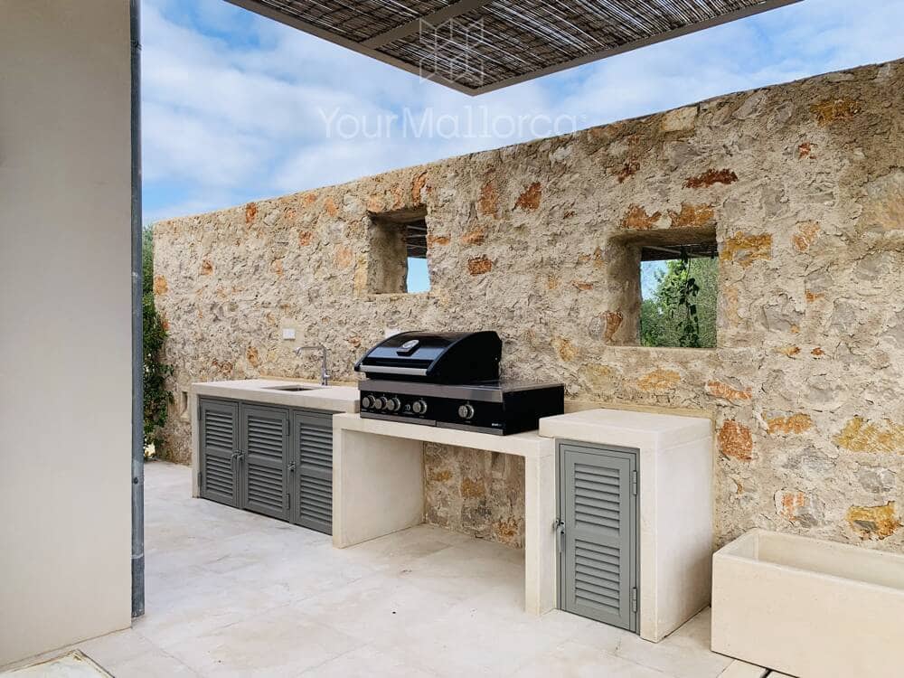 4 bedroom Finca/Country House for sale in Sant Llorenc des Cardassar with pool garage - € 2,690,000 (Ref: 9700366)