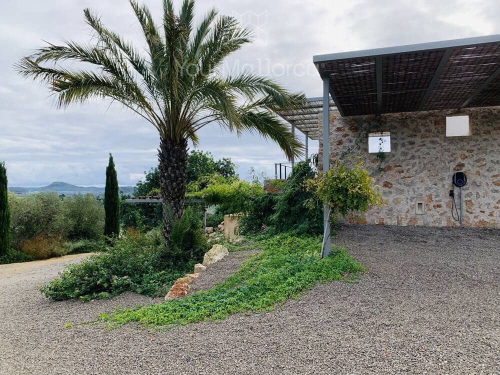 4 bedroom Finca/Country House for sale in Sant Llorenc des Cardassar with pool garage - € 2,690,000 (Ref: 9700366)