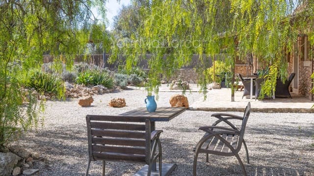 2 quarto Quinta/Casa Rural para venda em Porreres com piscina garagem - 890 000 € (Ref: 9723865)