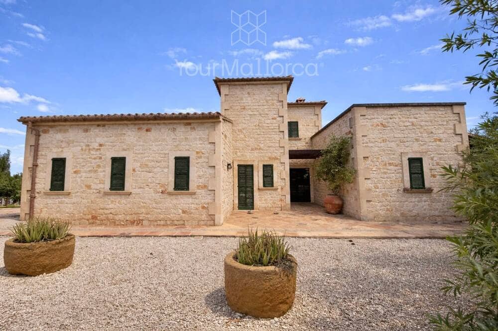 3 bedroom Finca/Country House for sale in Ses Salines with pool - € 2,400,000 (Ref: 9803807)
