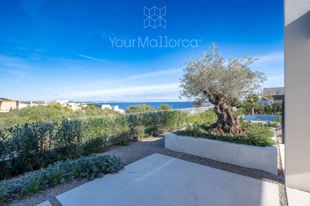 3 bedroom Villa for sale in Cala Murada with pool - € 2,150,000 (Ref: 9867259)