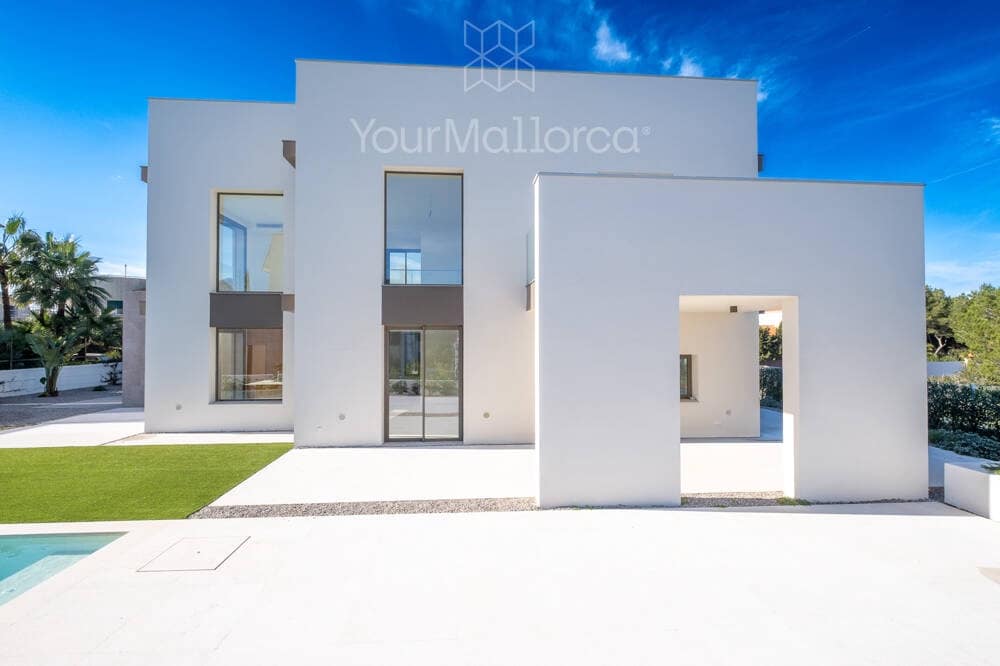 3 bedroom Villa for sale in Cala Murada with pool - € 2,150,000 (Ref: 9867259)