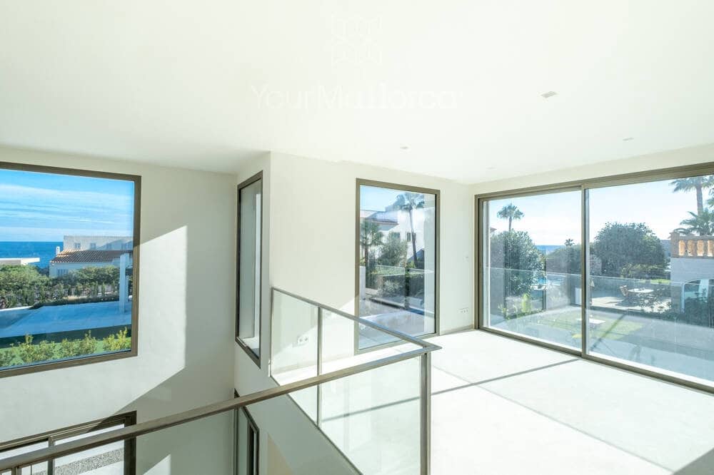 3 bedroom Villa for sale in Cala Murada with pool - € 2,150,000 (Ref: 9867259)