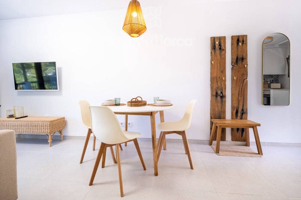 2 bedroom Flat for sale in Font de Sa Cala / Font de La Cala with garage - € 385,000 (Ref: 9867260)