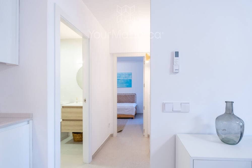 2 bedroom Flat for sale in Font de Sa Cala / Font de La Cala with garage - € 385,000 (Ref: 9867260)