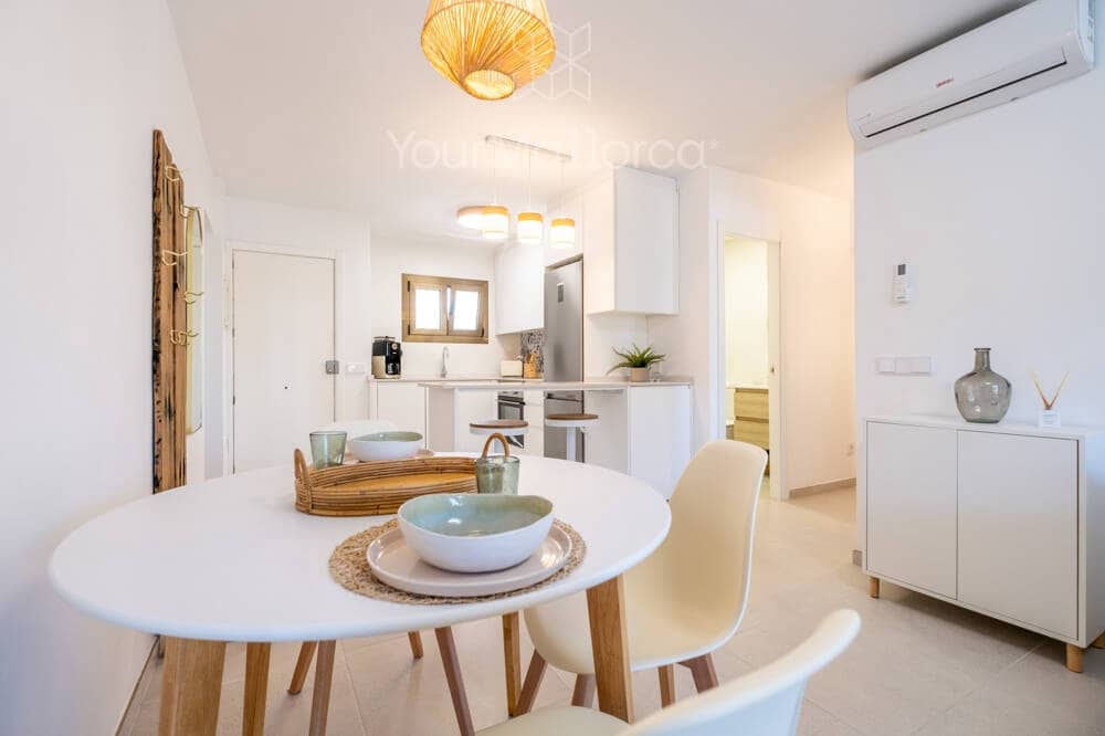 2 bedroom Flat for sale in Font de Sa Cala / Font de La Cala with garage - € 385,000 (Ref: 9867260)