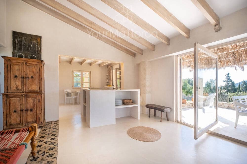 2 bedroom Finca/Country House for sale in Capdepera - € 1,850,000 (Ref: 9867261)