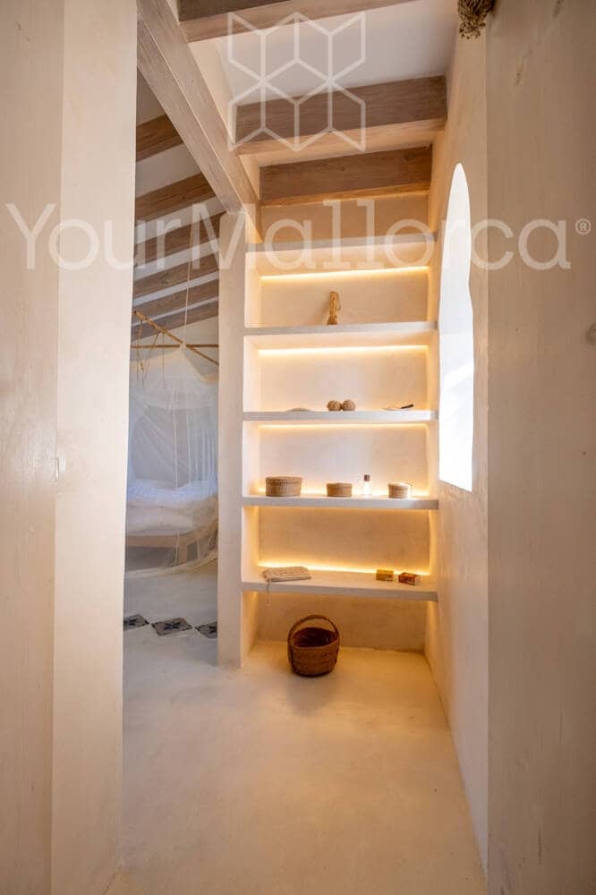 2 bedroom Finca/Country House for sale in Capdepera - € 1,850,000 (Ref: 9867261)