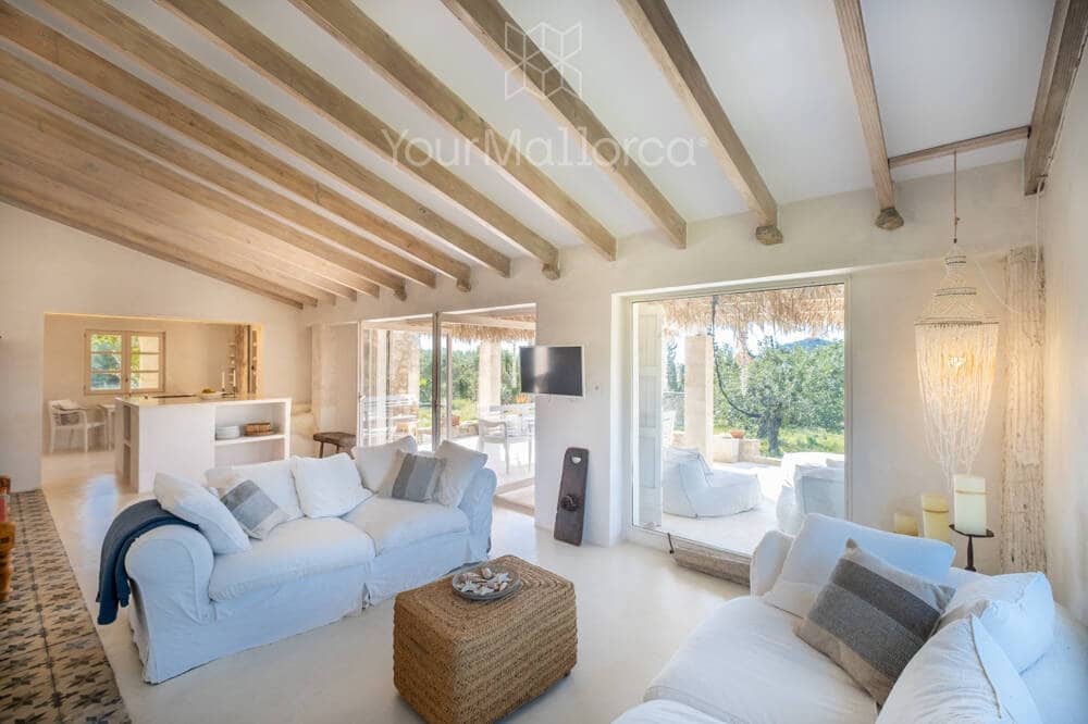 2 bedroom Finca/Country House for sale in Capdepera - € 1,850,000 (Ref: 9867261)