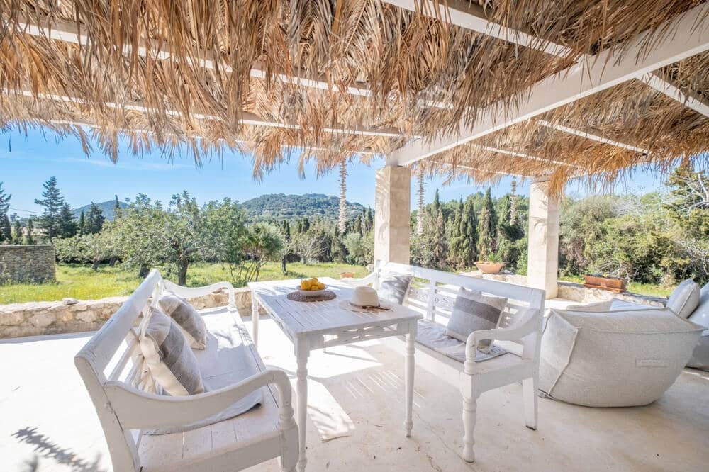 2 bedroom Finca/Country House for sale in Capdepera - € 1,850,000 (Ref: 9867261)