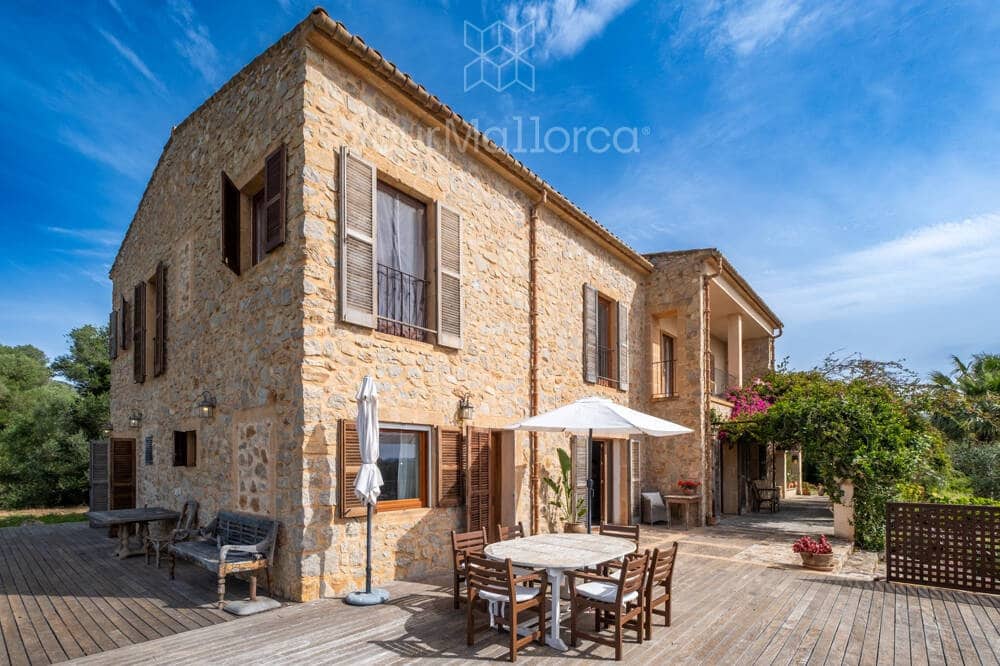 7 soveværelse Finca/Landehus til salg i Sant Llorenc des Cardassar med swimmingpool garage - € 2.400.000 (Ref: 9890964)