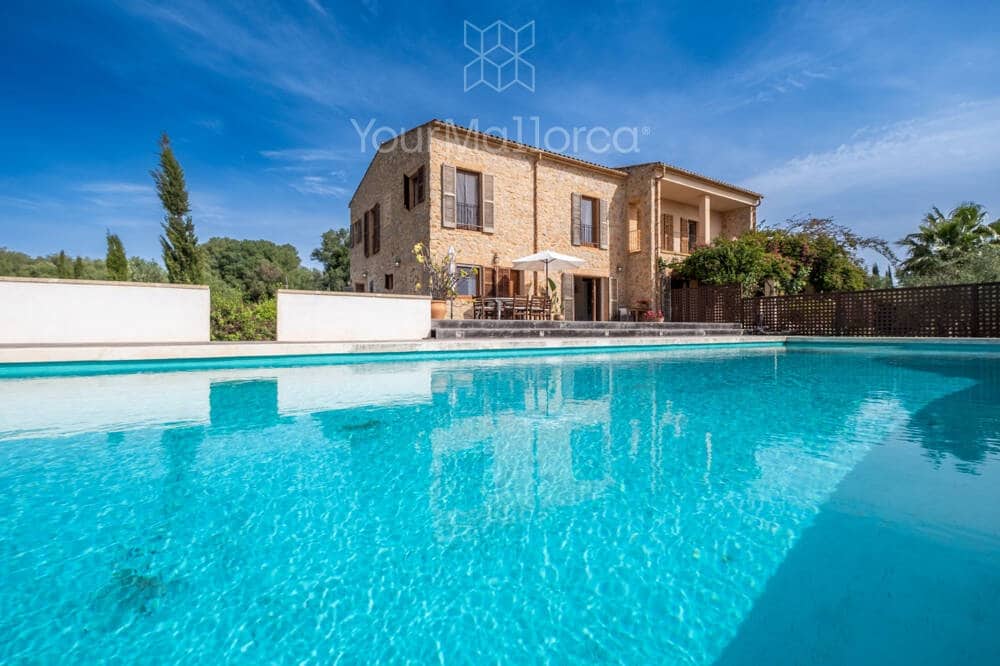 7 soveværelse Finca/Landehus til salg i Sant Llorenc des Cardassar med swimmingpool garage - € 2.400.000 (Ref: 9890964)
