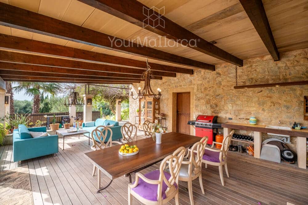 7 soveværelse Finca/Landehus til salg i Sant Llorenc des Cardassar med swimmingpool garage - € 2.400.000 (Ref: 9890964)