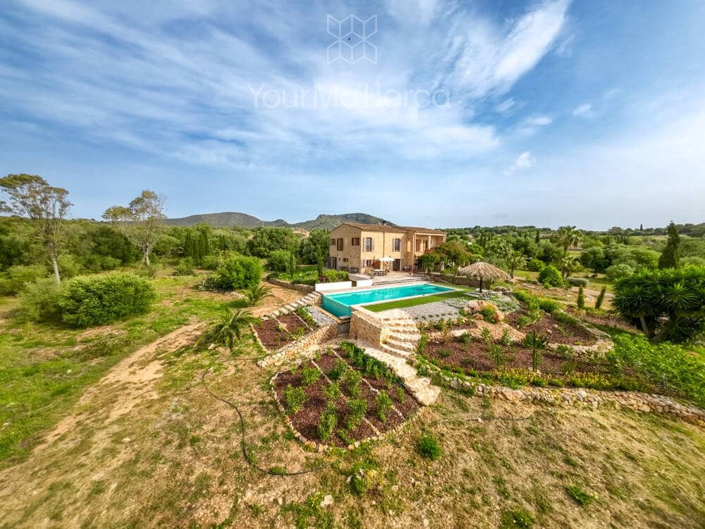 7 soveværelse Finca/Landehus til salg i Sant Llorenc des Cardassar med swimmingpool garage - € 2.400.000 (Ref: 9890964)