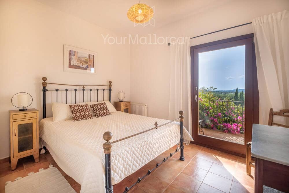 7 soveværelse Finca/Landehus til salg i Sant Llorenc des Cardassar med swimmingpool garage - € 2.400.000 (Ref: 9890964)