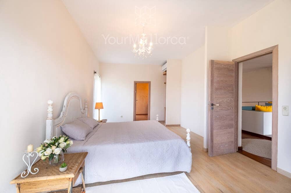 7 soveværelse Finca/Landehus til salg i Sant Llorenc des Cardassar med swimmingpool garage - € 2.400.000 (Ref: 9890964)