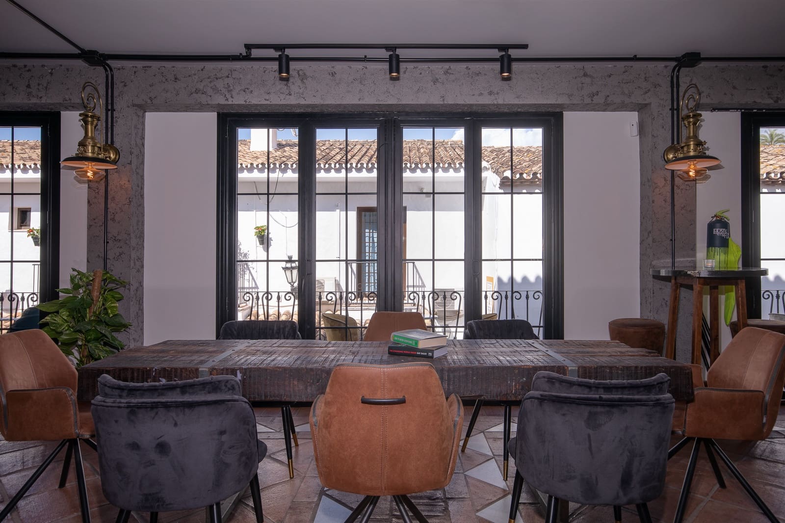 Erhverv til salg i Benahavis - € 1.390.000 (Ref: 8905920)